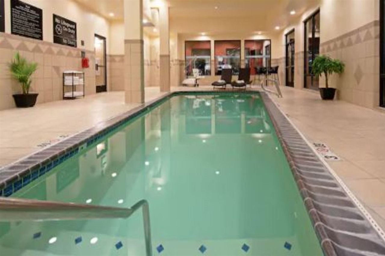 Photo - Hampton Inn & Suites Bremerton
