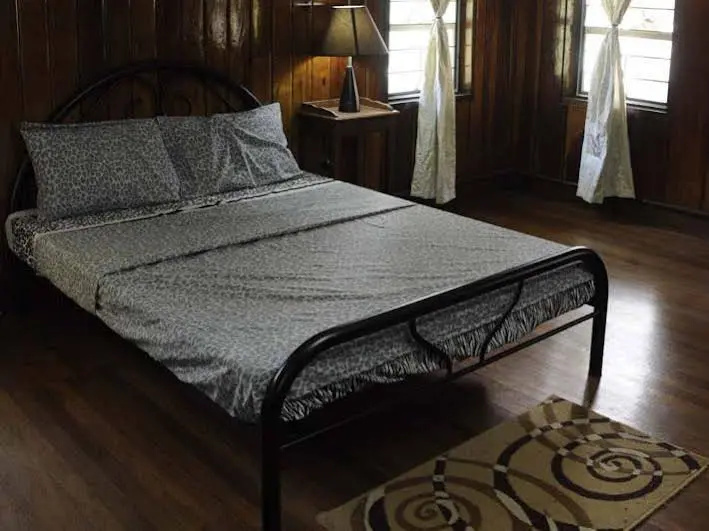 1896 Bed And Breakfast