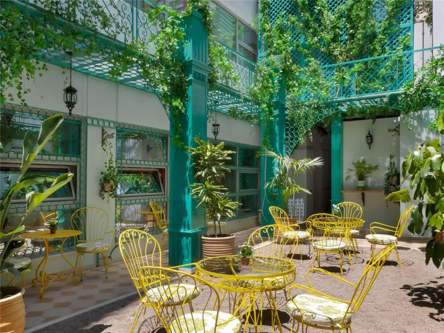 Photo - ibis Styles Athens Routes