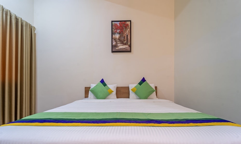 Itsy Hotels Avani Stays, Vyttila, Kochi