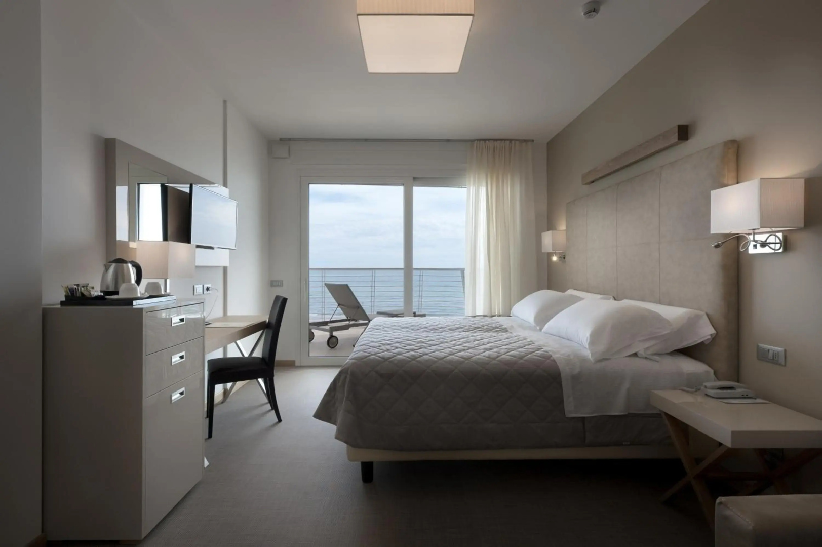 Photo - Hotel Le Soleil