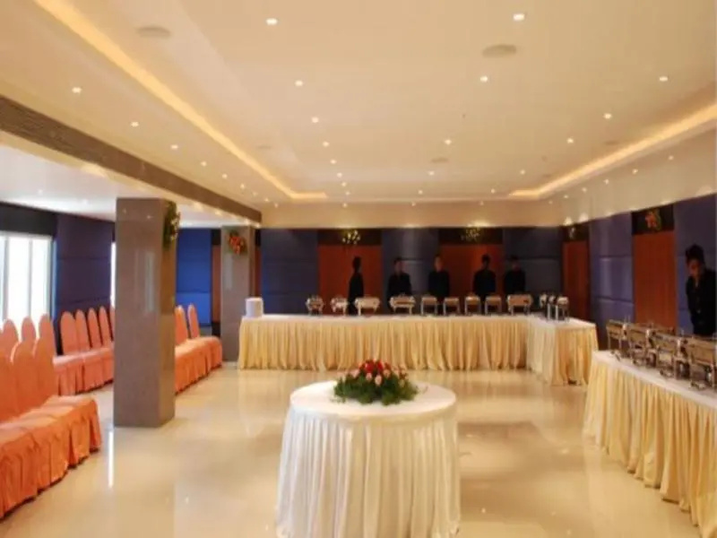 Photo - Grand Continent Secunderabad A Sarovar Portico Affiliate Hotel
