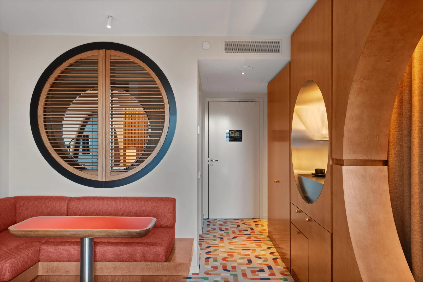 Photo - The Standard, Brussels