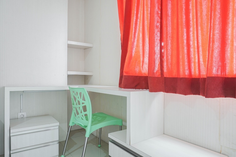 Cozy Studio At Park View Condominium Margonda Apartment
