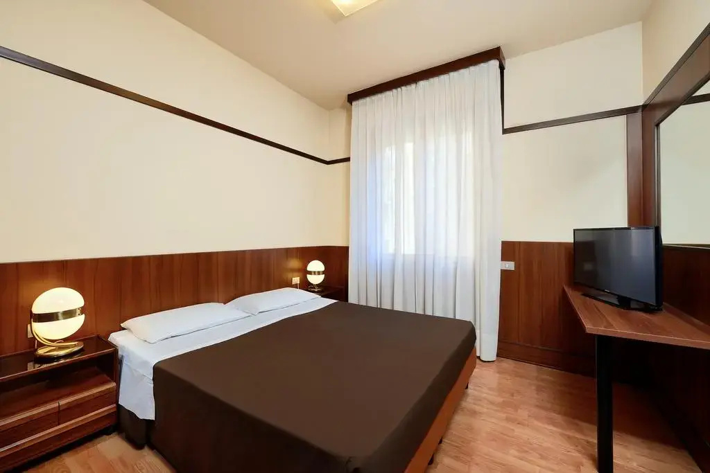 Photo - Grand Hotel Elite