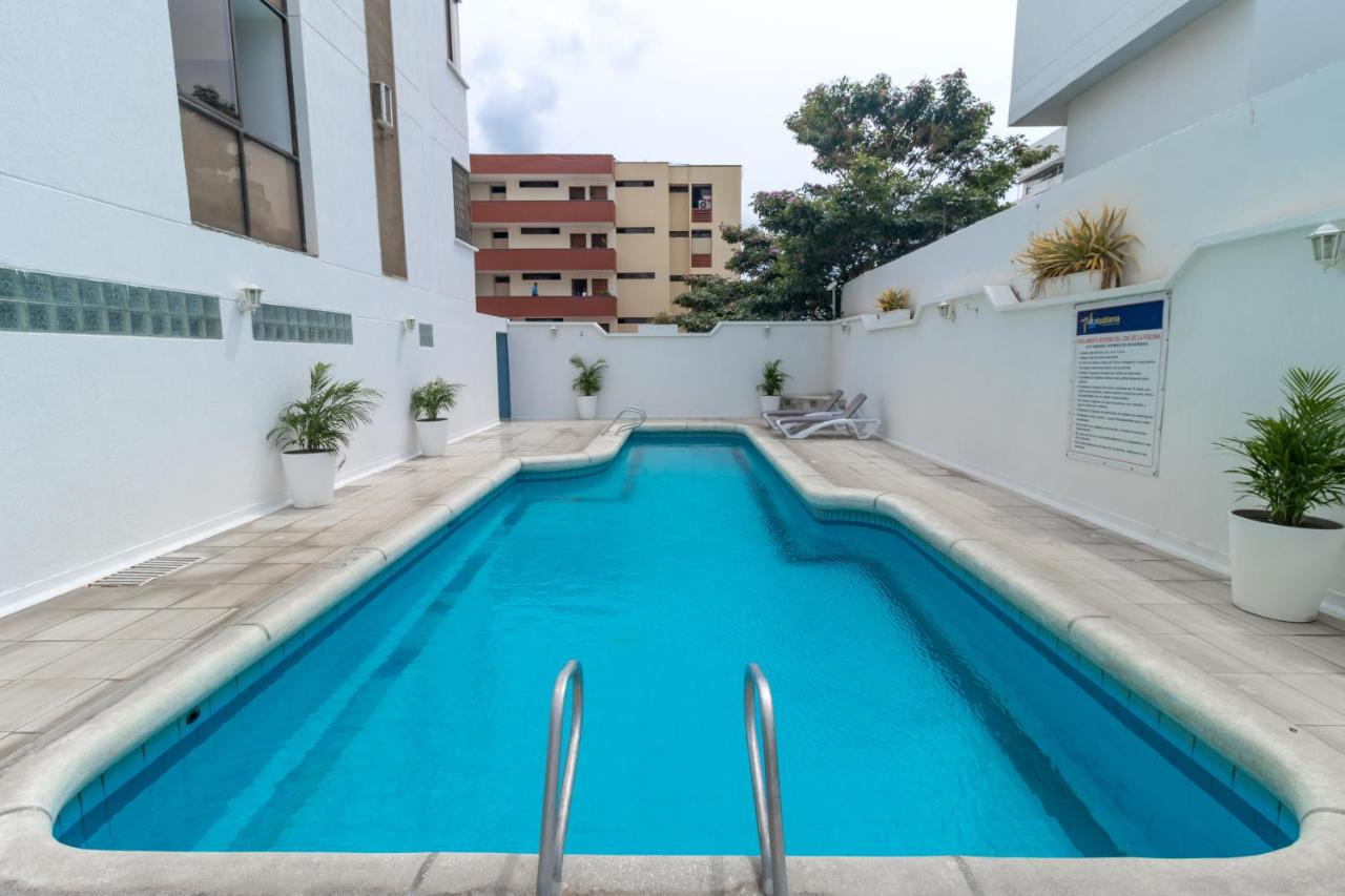 Photo - Hotel Axis Inn by Geh Suites