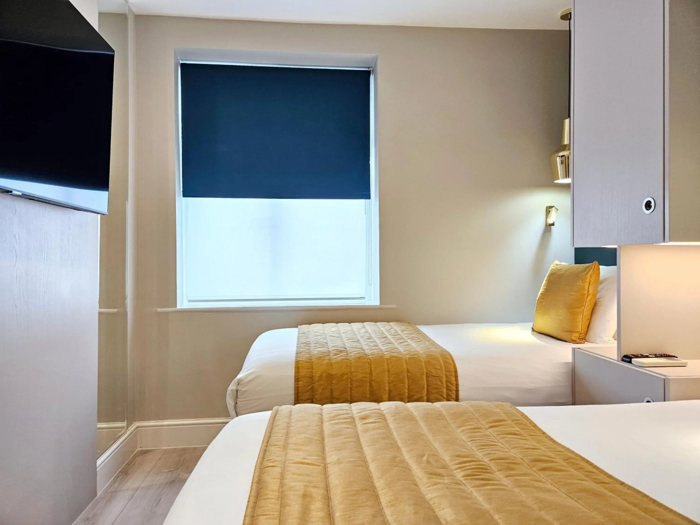 Photo - Nox Hotels Hyde Park