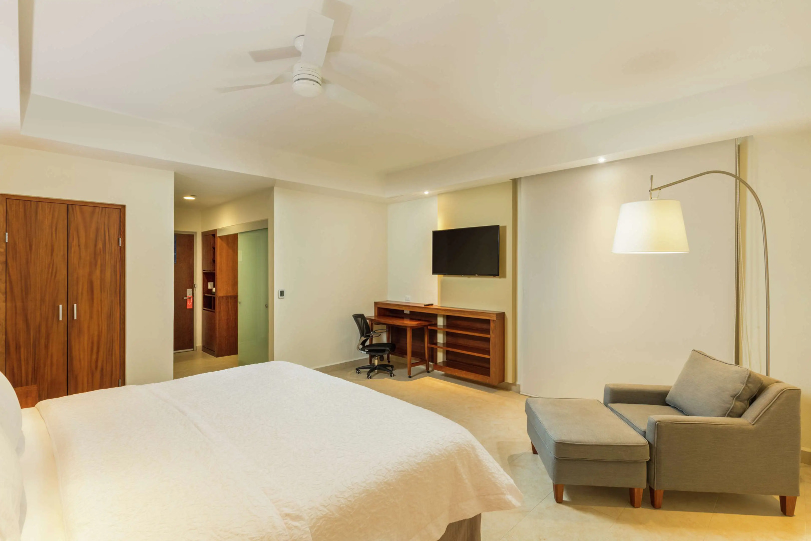 Photo - Hampton Inn & Suites by Hilton Los Cabos