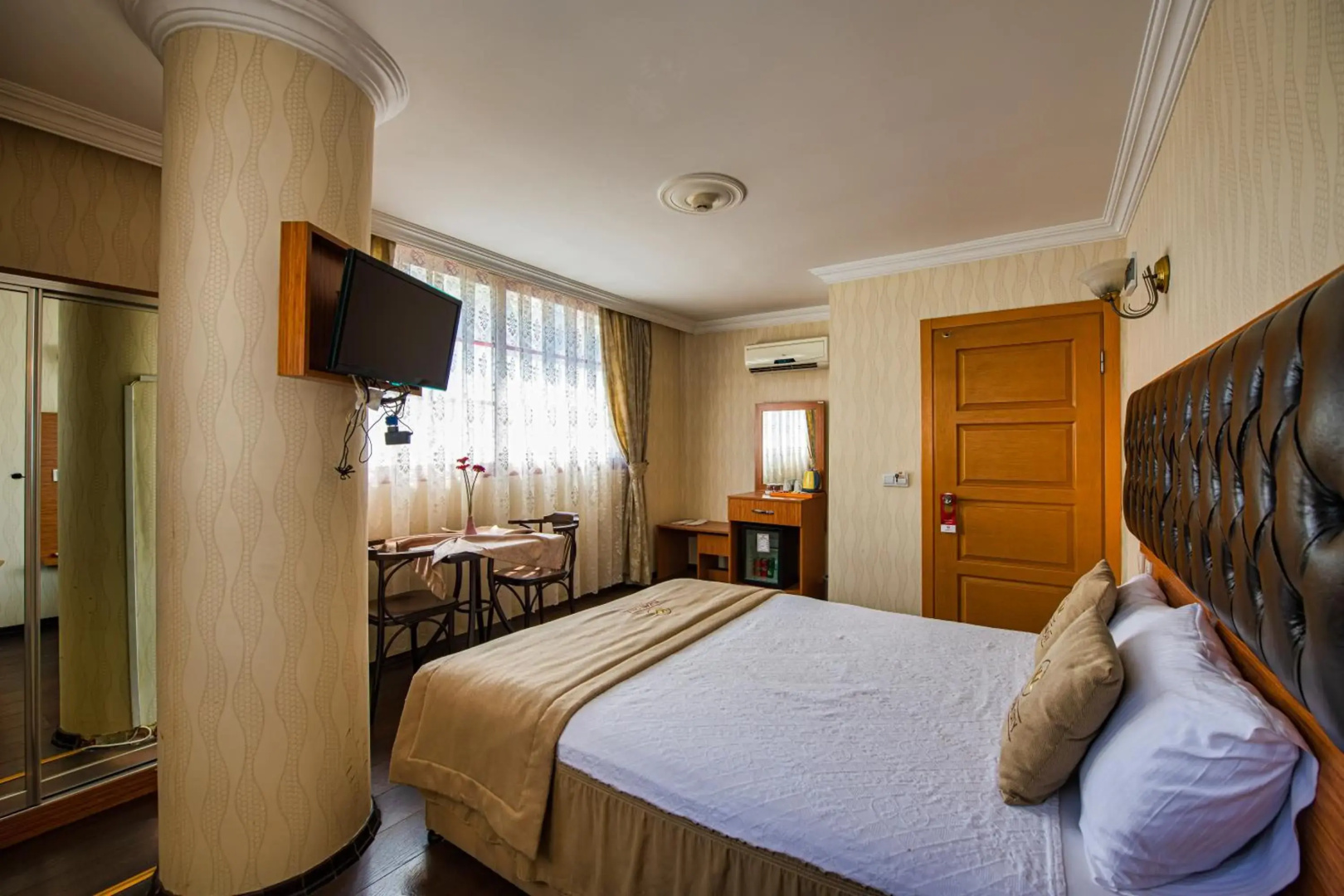 Photo - Kozan City Hotel