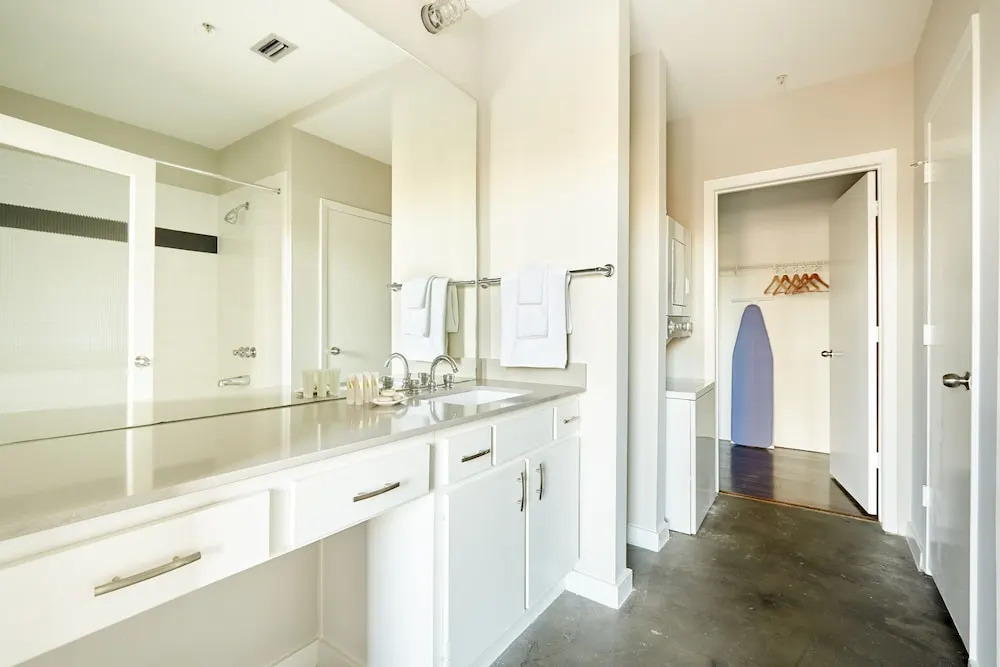 Foto - Reside Houston Downtown, a Wyndham Residence