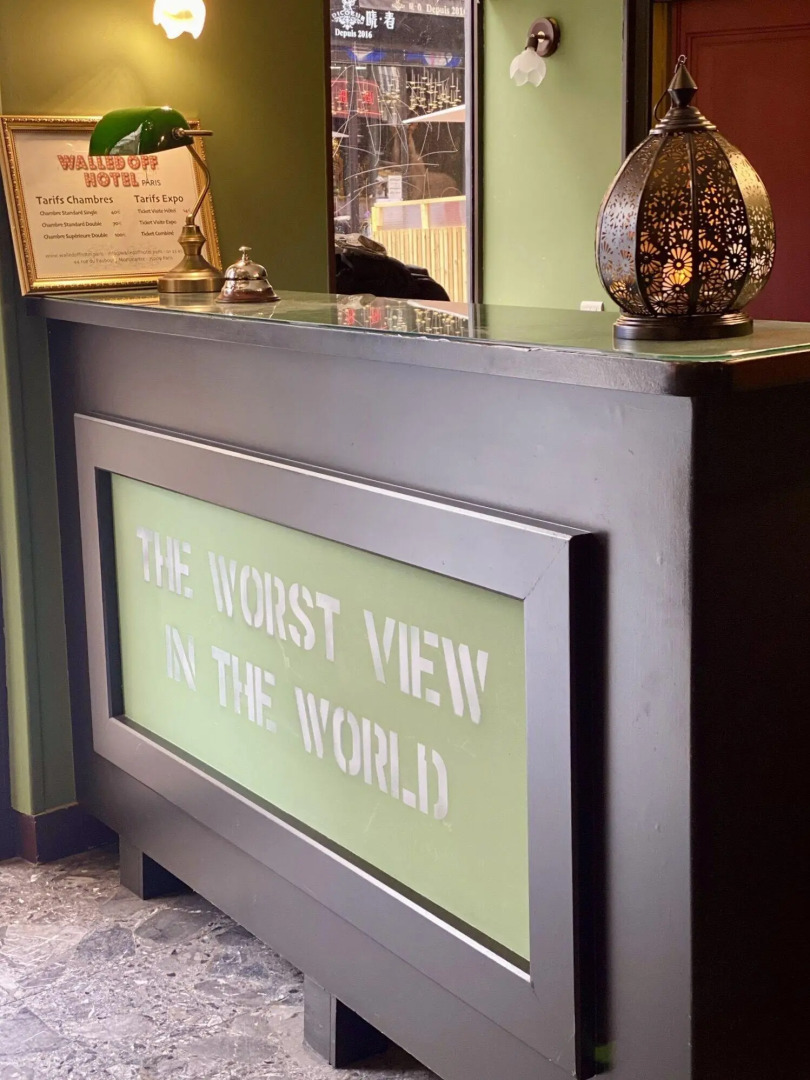 Foto - Walled off Hotel Paris