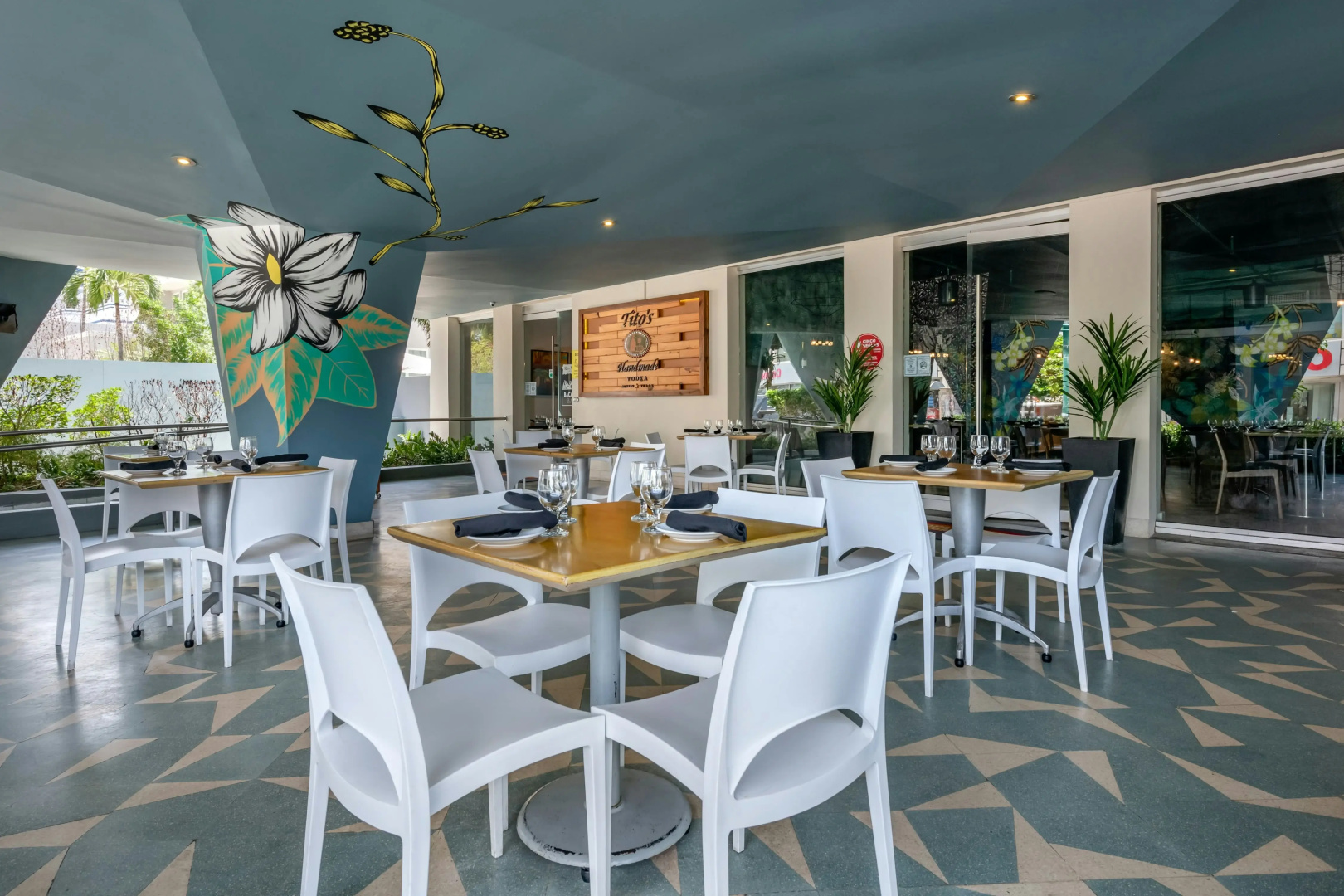 Photo - Condado Palm Inn San Juan, Tapestry Collection by Hilton
