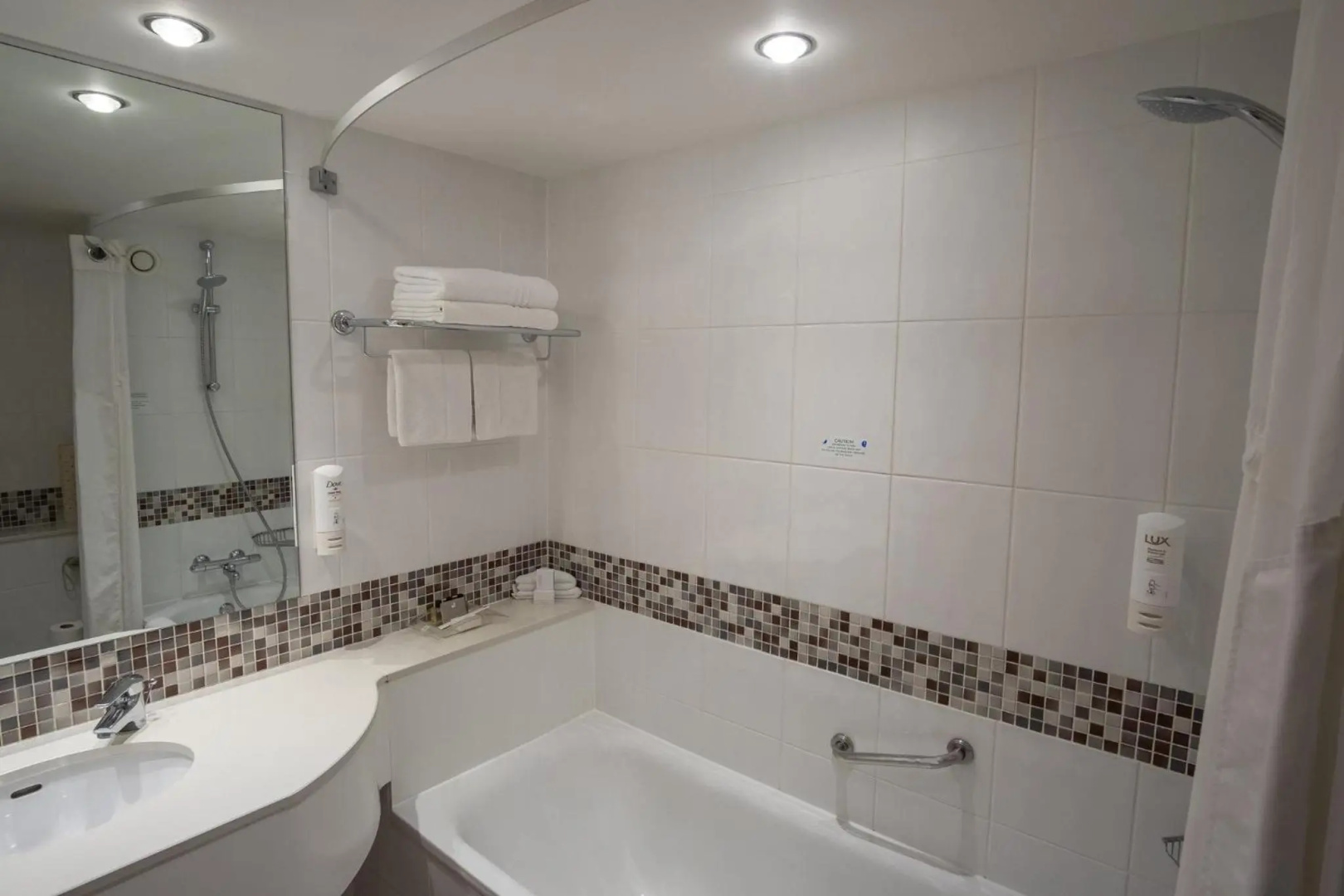 Photo - Leonardo Royal Hotel London City