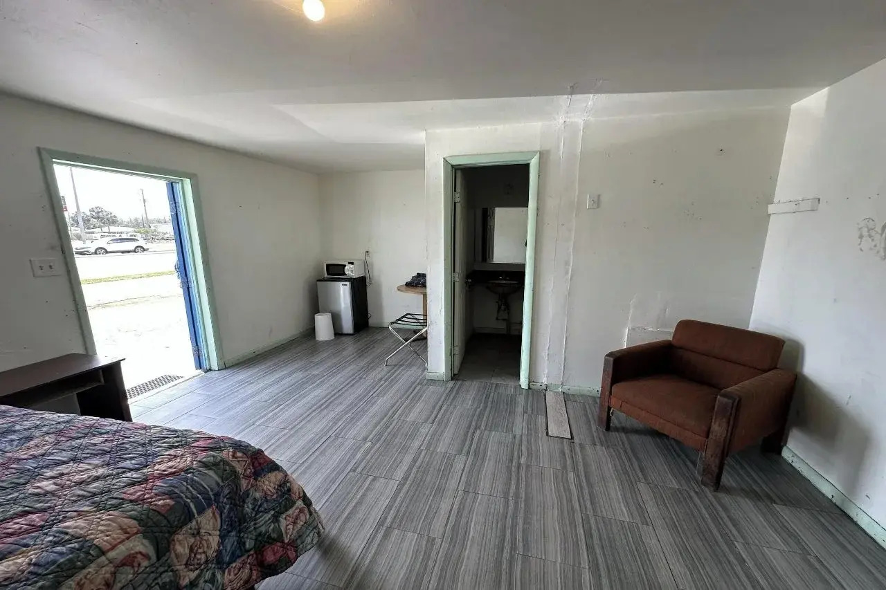 Foto - Base Motel By OYO South Tampa