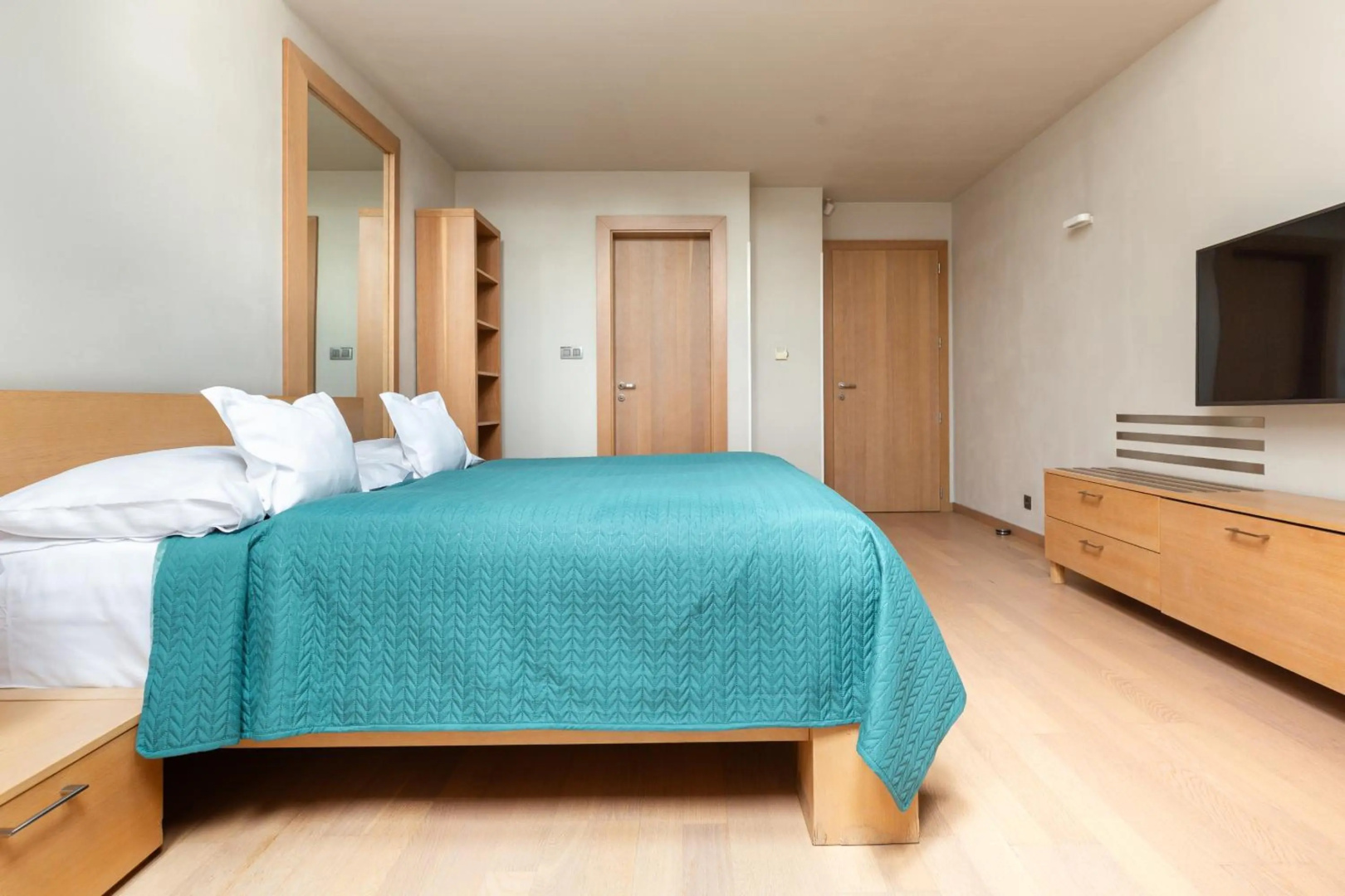 Photo - Roset Hotel & Residence