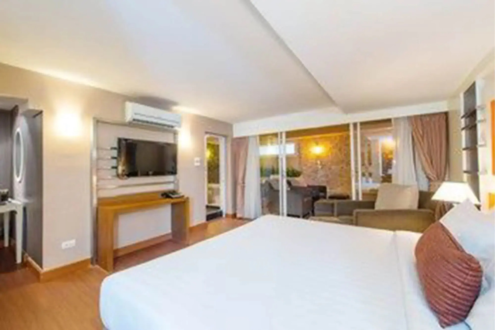 Photo - The Key Bangkok Hotel