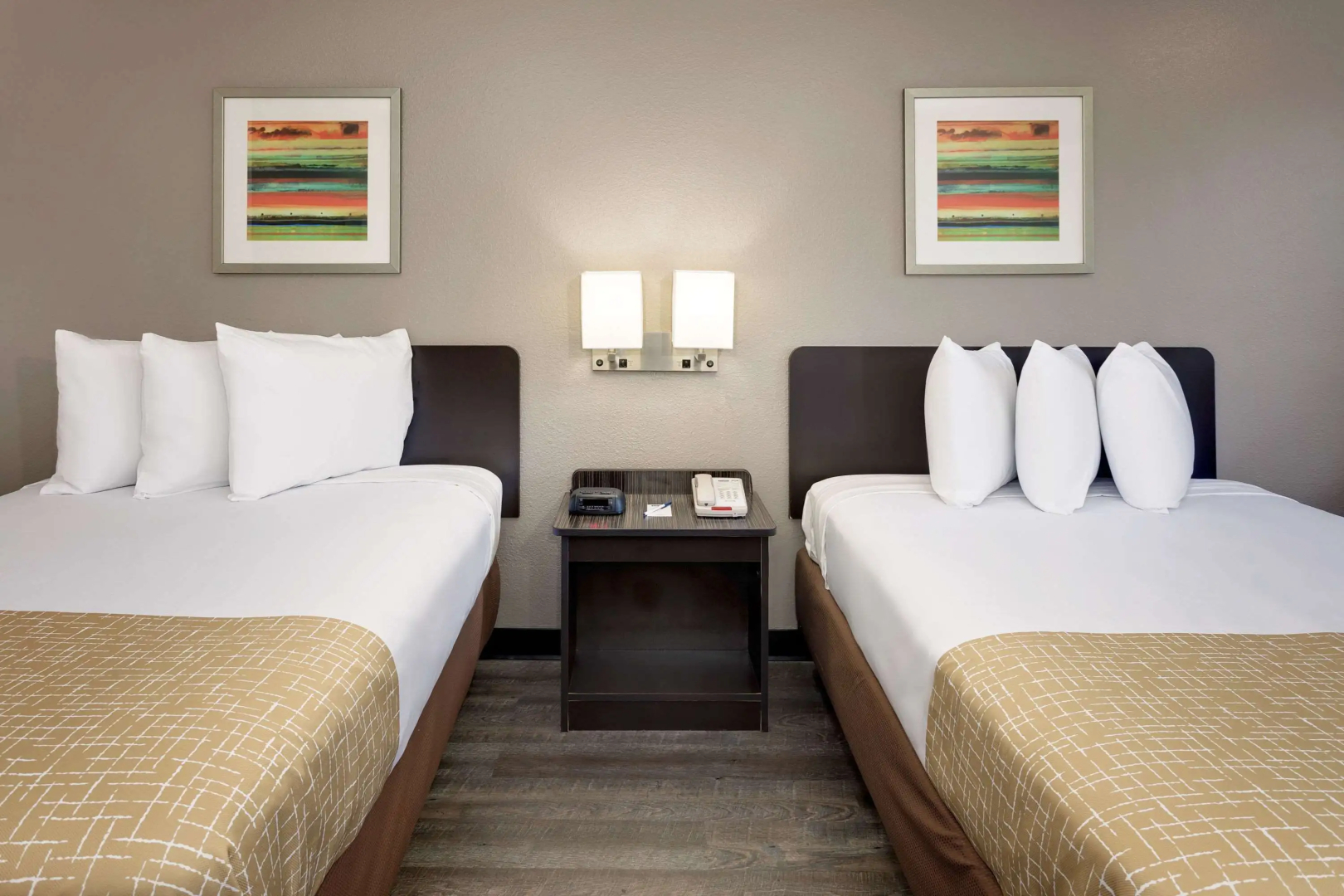 Foto - Travelodge by Wyndham College Park