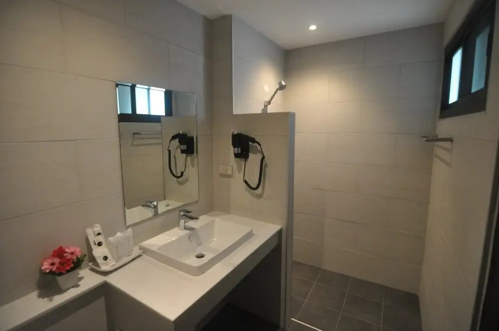 Photo - The Eight Ratvithi House