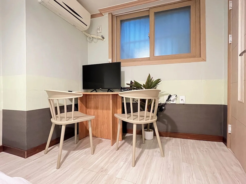 Photo - Jnineguesthouse
