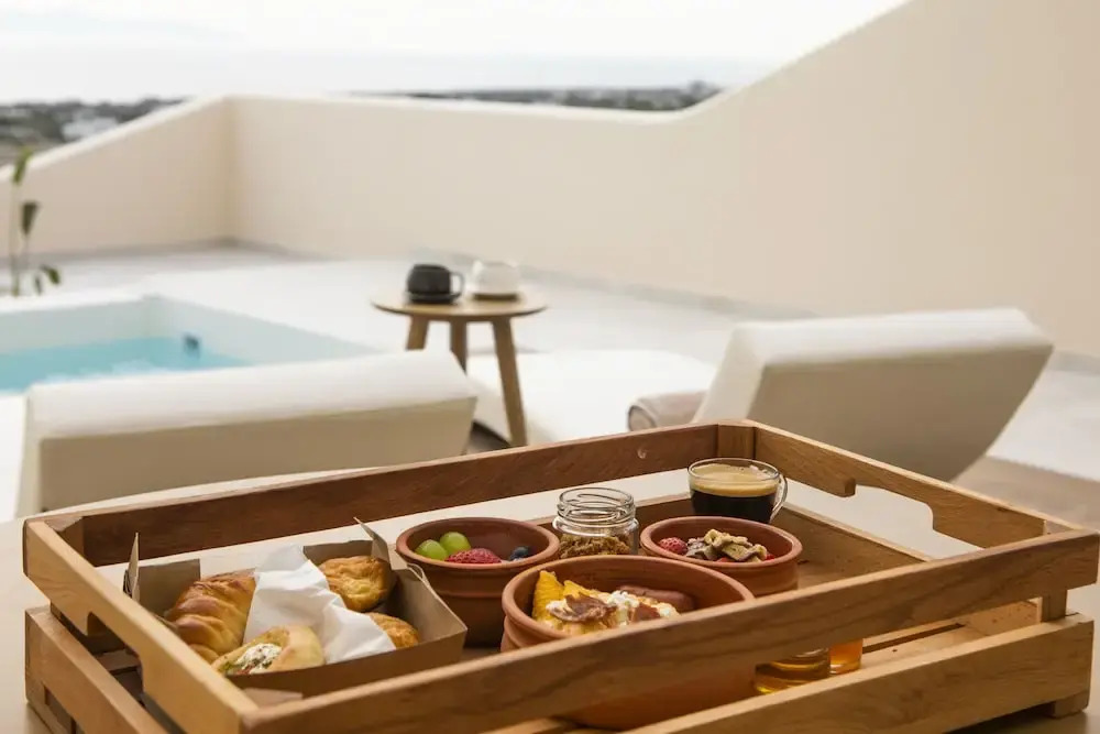 Photo - Pnoe Luxury Suites