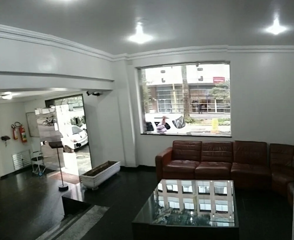 Photo - Center Plaza Hotel