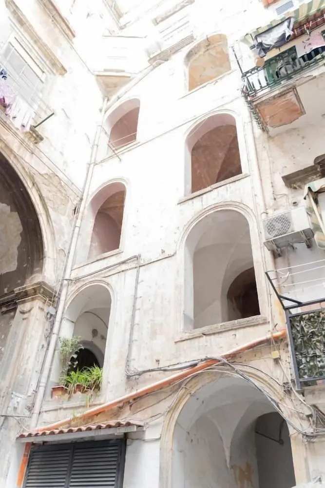 Foto - Yes I Know My Room - Storico