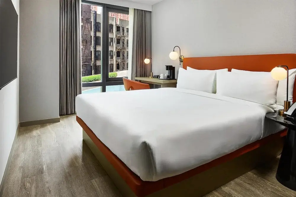 Photo - The George Manhattan, Tapestry Collection By Hilton