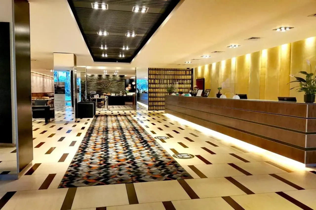 Photo - Southern Sun Newlands