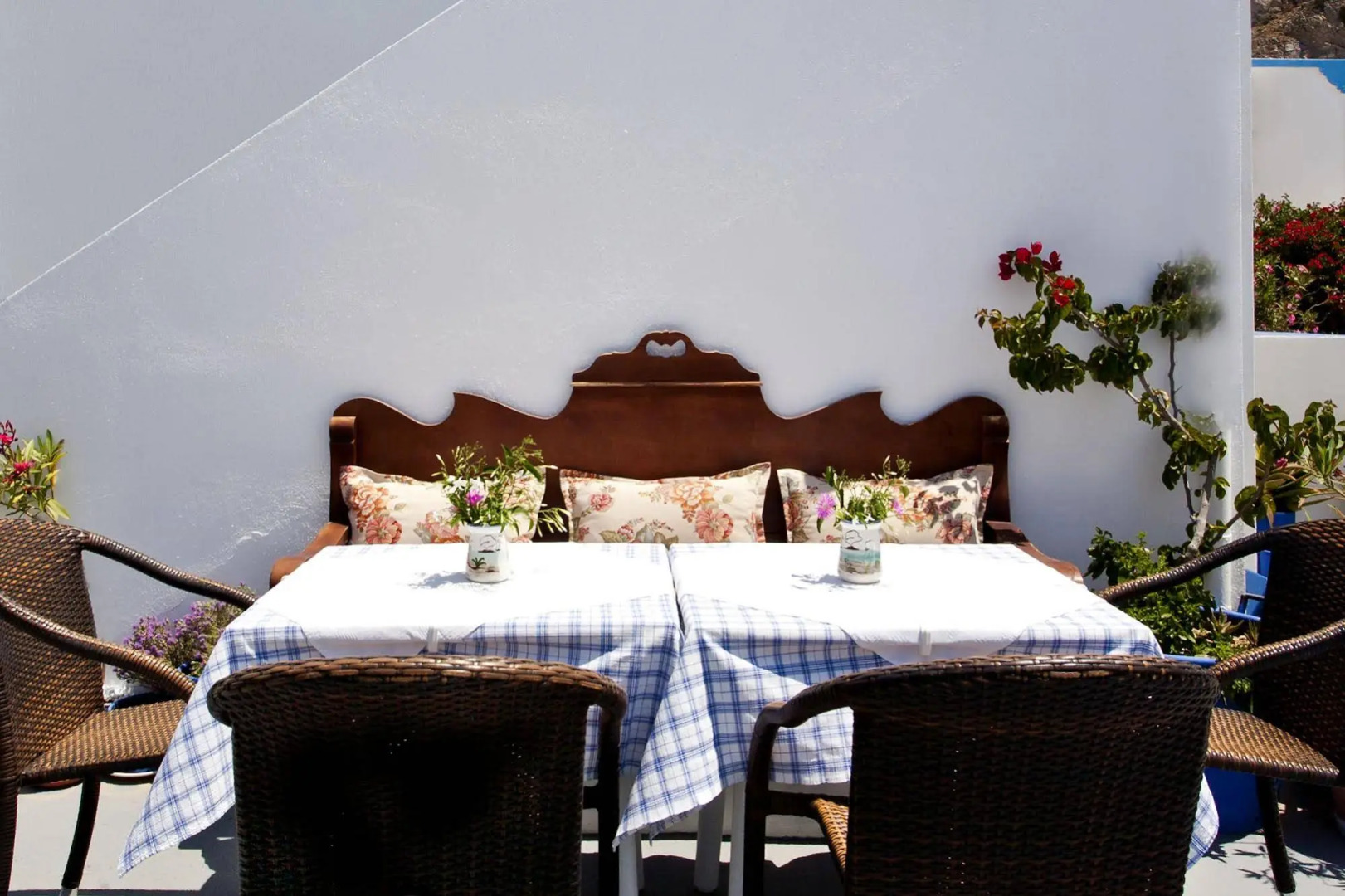 Foto - Ancient Thera Studios