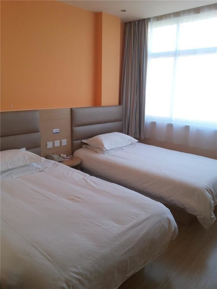 Jiayi Hotel
