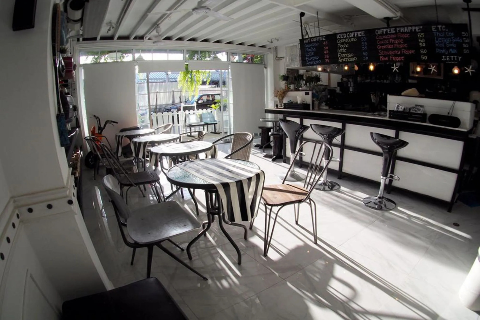 Photo - Jetty Huahin Hostel