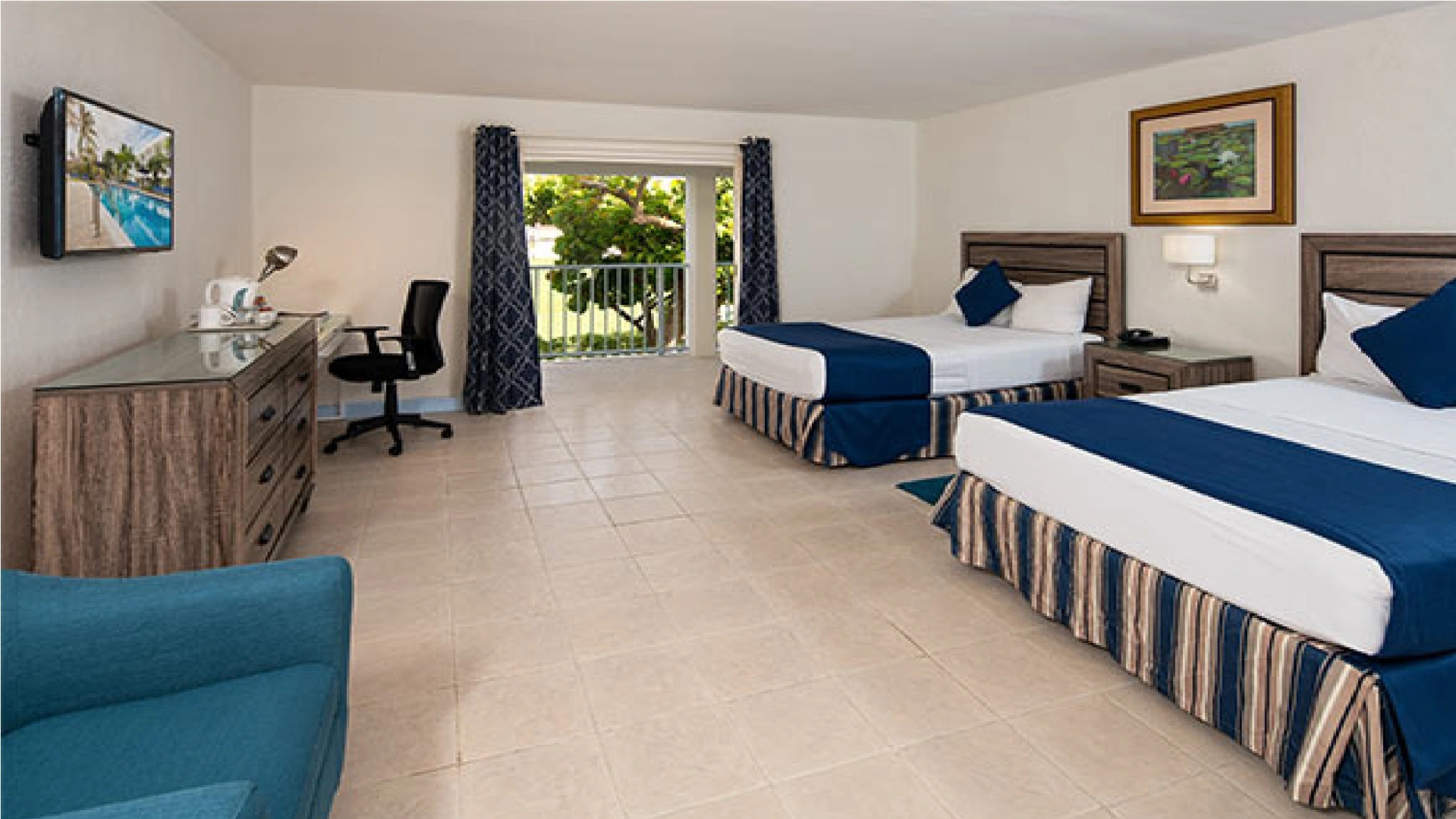 Photo - Time Out Hotel
