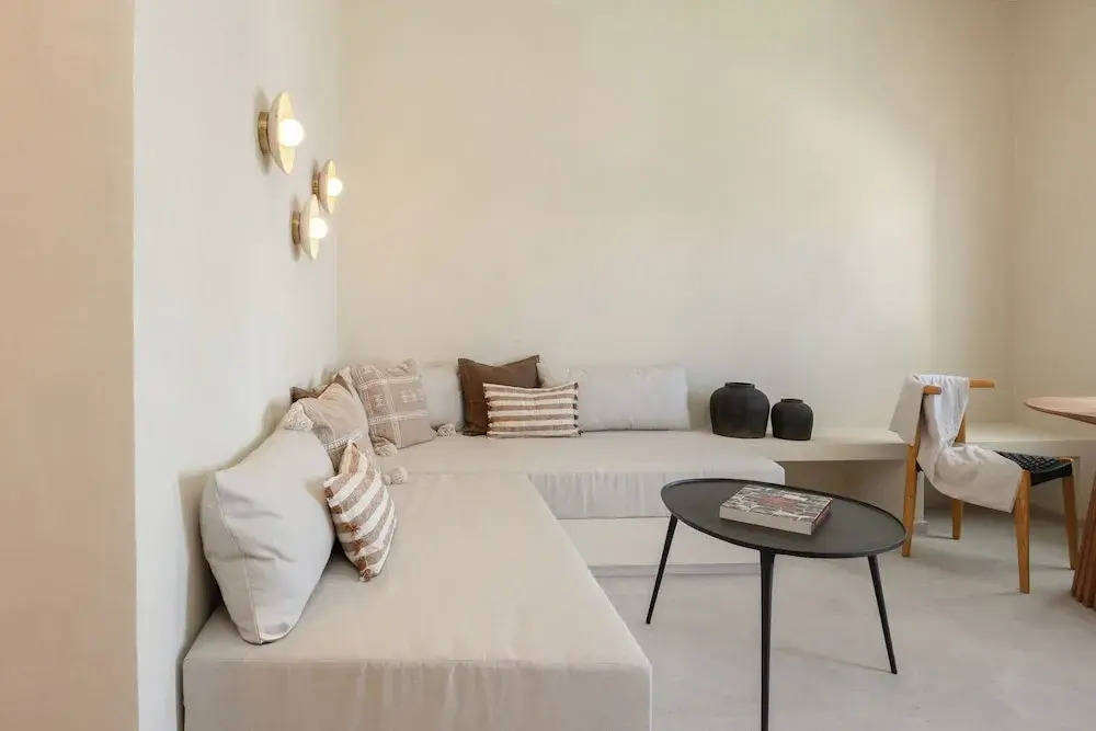 Photo - Surupo Suites