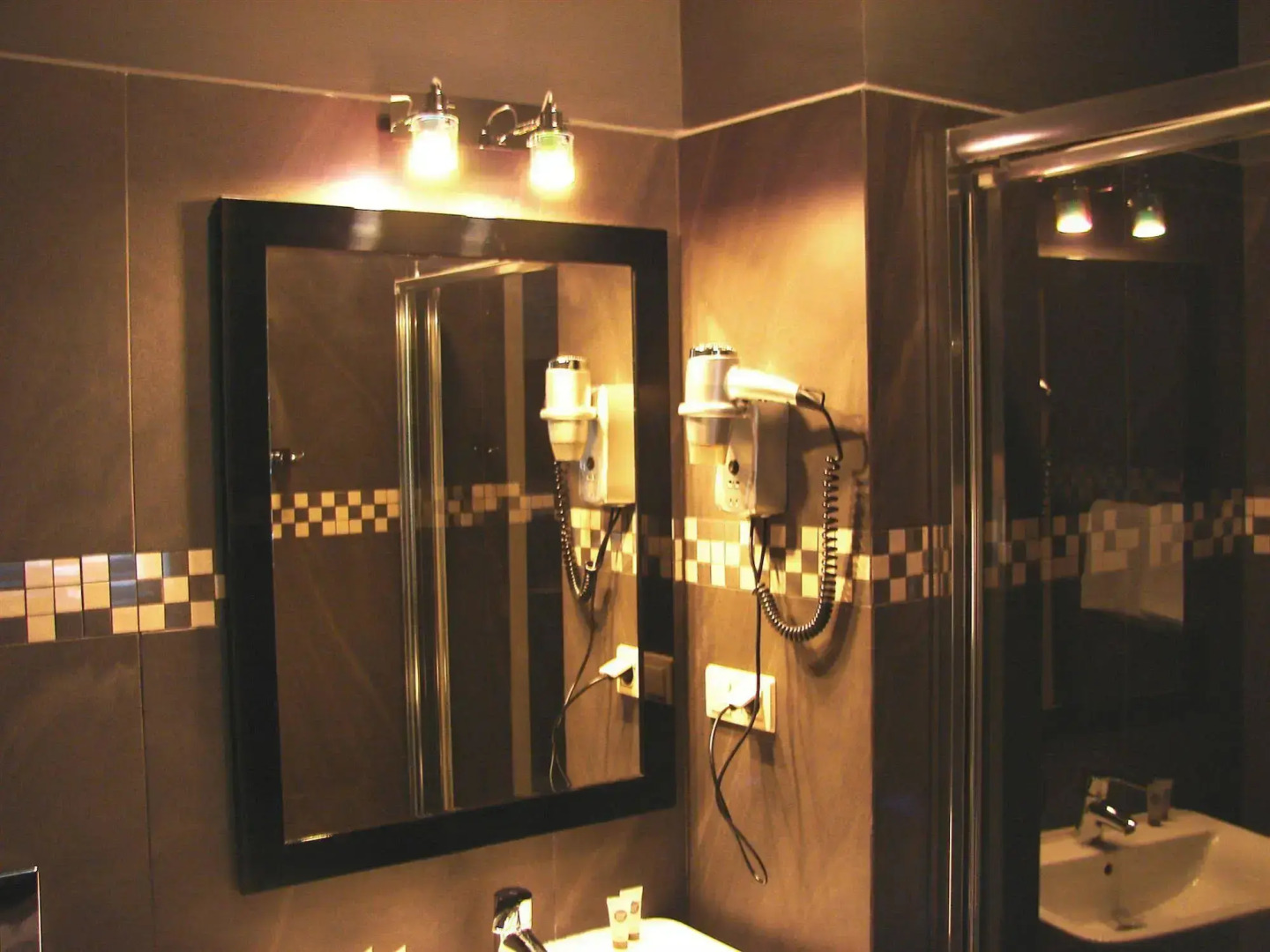 Photo - SLEEPWELL NOWY ŚWIAT - courtyard entrance Ordynacka 14St