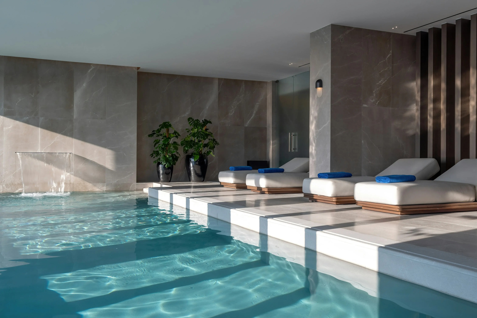 Photo - Sandblu Santorini, LXR Hotels & Resorts