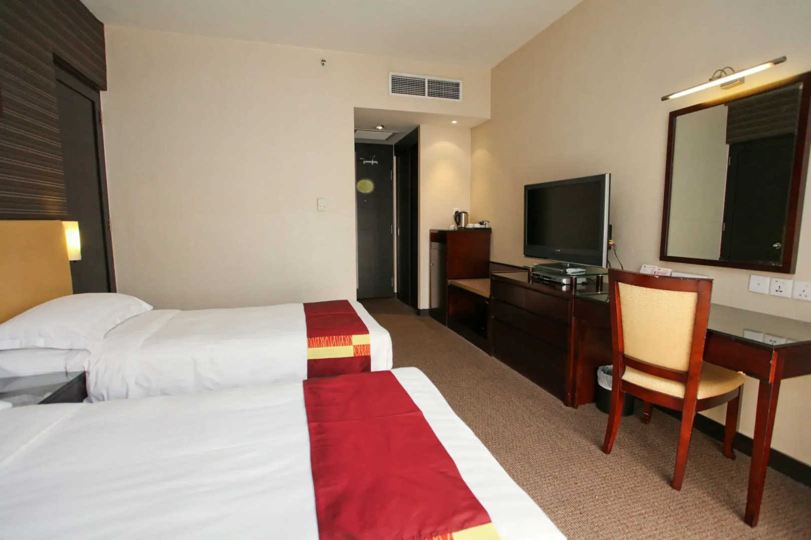Photo - Hotel Royal Queens