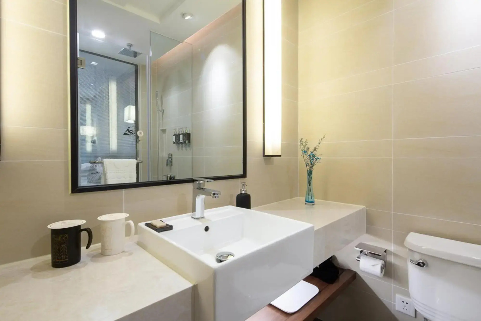 Photo - SSAW Boutique Shanghai South Xuhui RiYueGuang