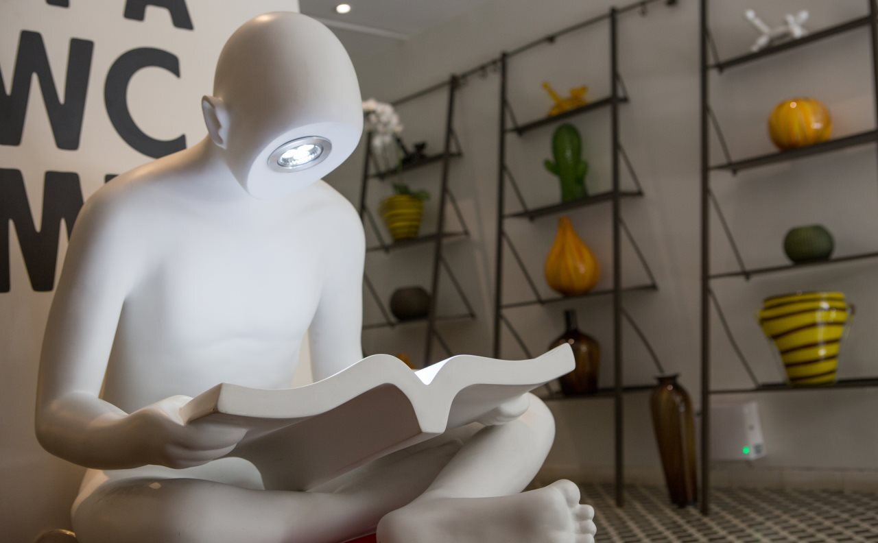 Photo - Jacob Shenkin Hotel