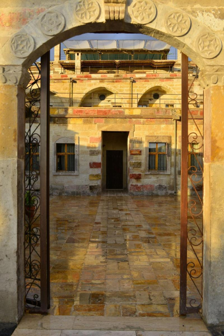 Photo - Seki Cave Hotel