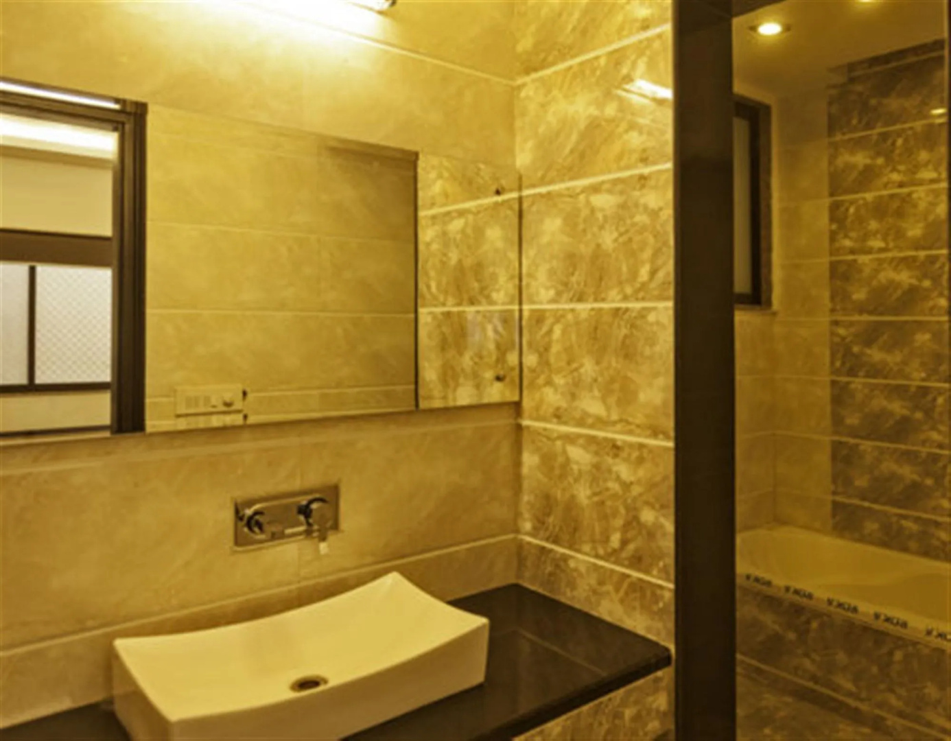 Photo - Hotel Delhi 37