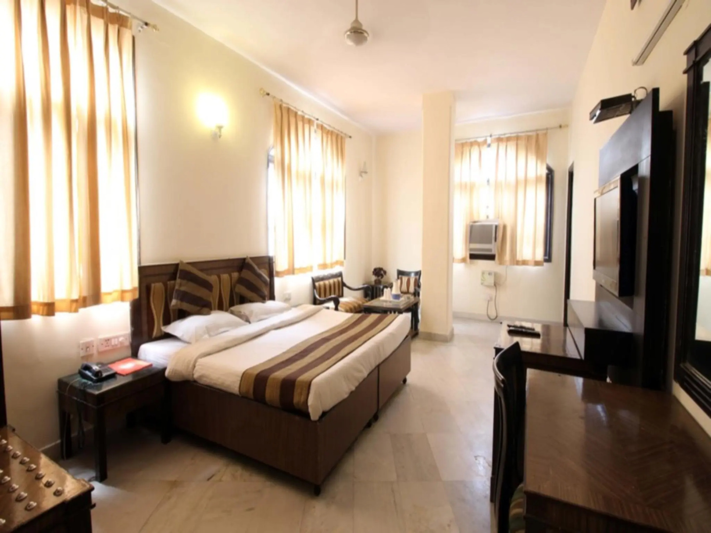 Foto - Hotel Grand Central Near Karolbagh Metro