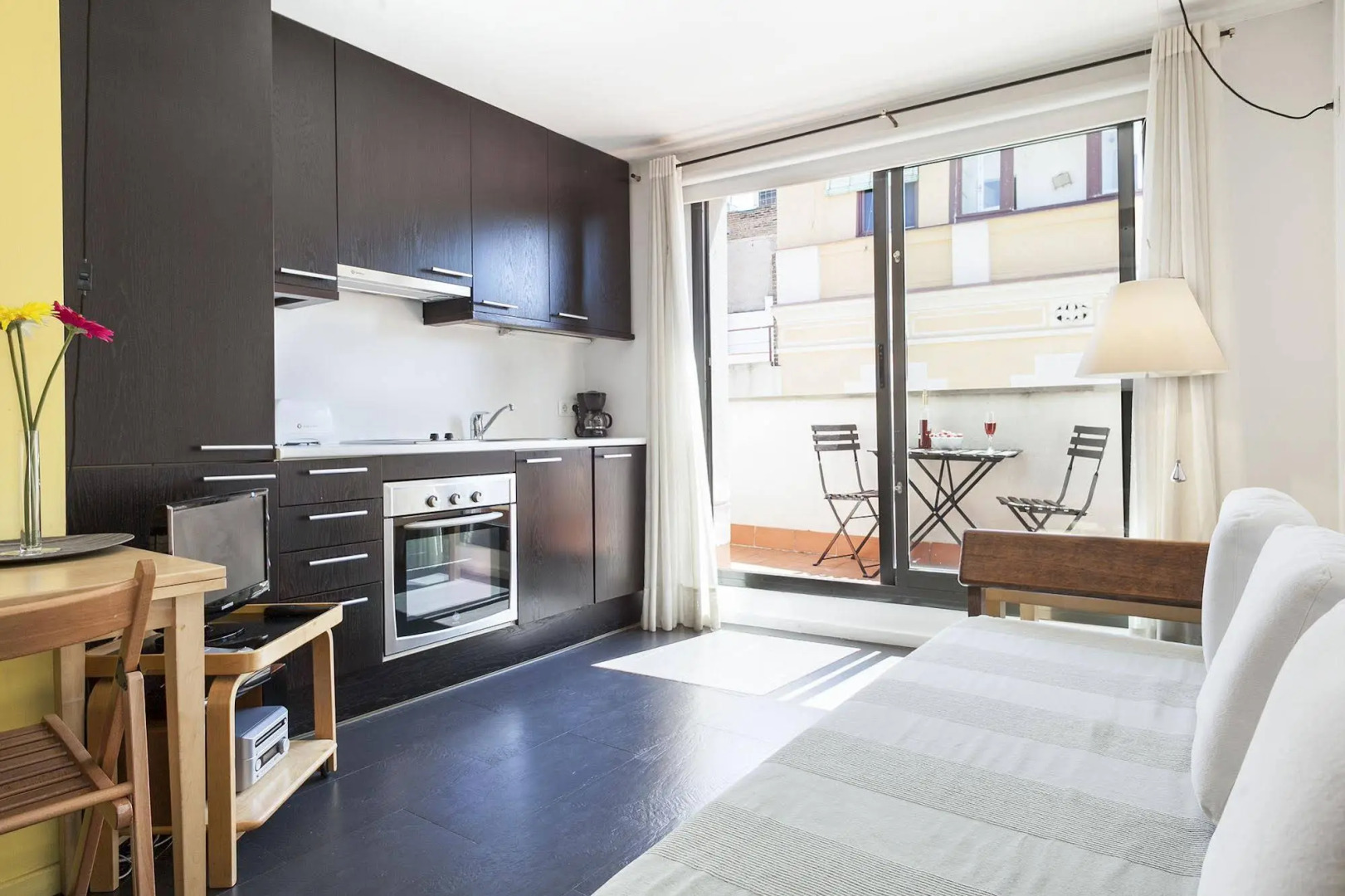 Photo - Inside Barcelona Apartments Esparteria