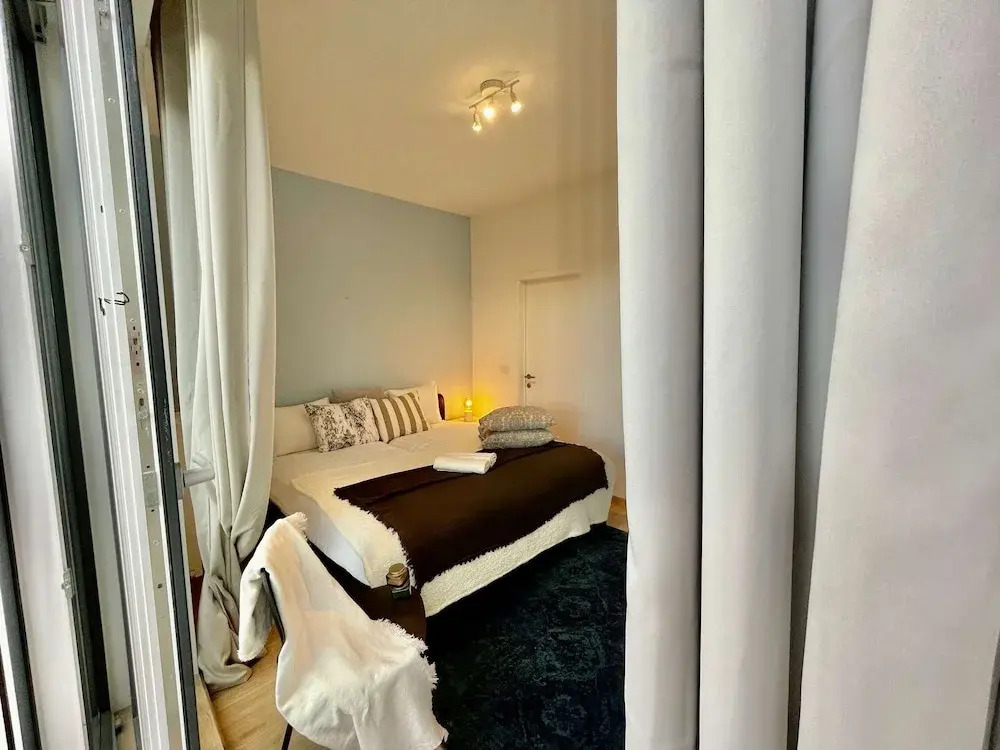 Photo - OneLuxStay near Fashion District