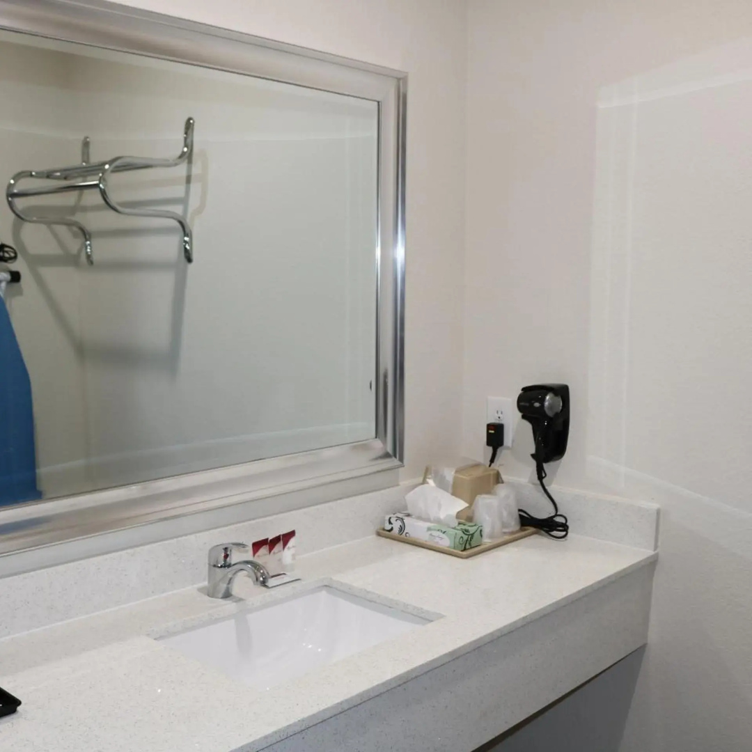 Foto - Scottish Inn & Suites - IAH Airport