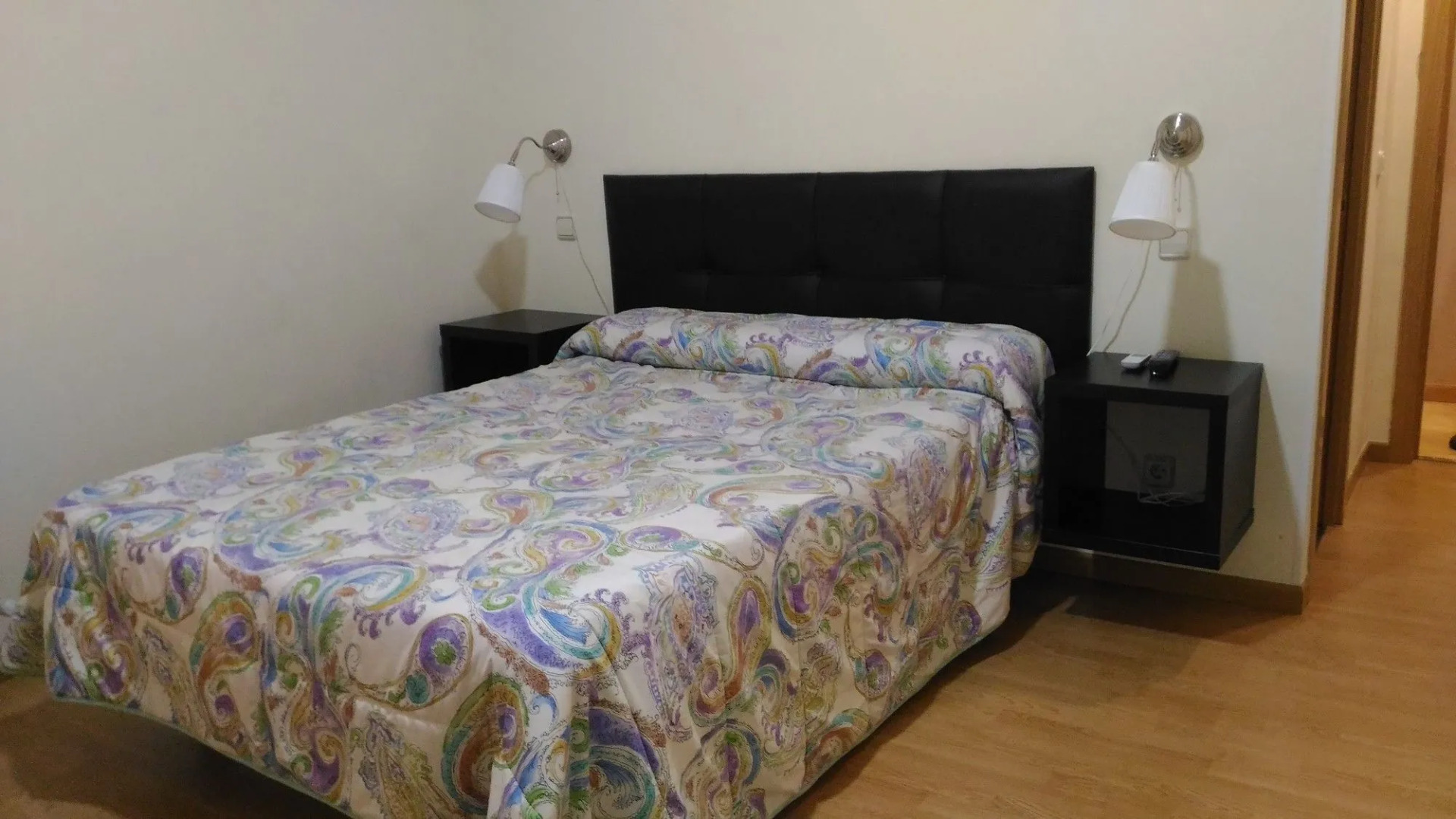 Photo - Hostal JQ Madrid 1