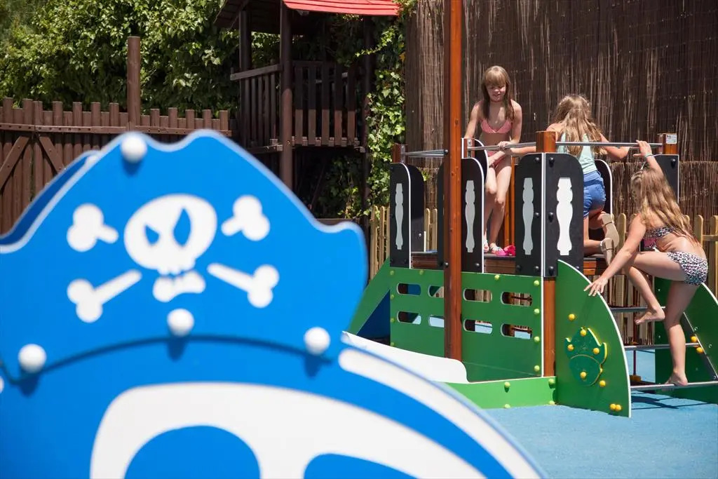 Photo - Globales Panamá - Adults Only