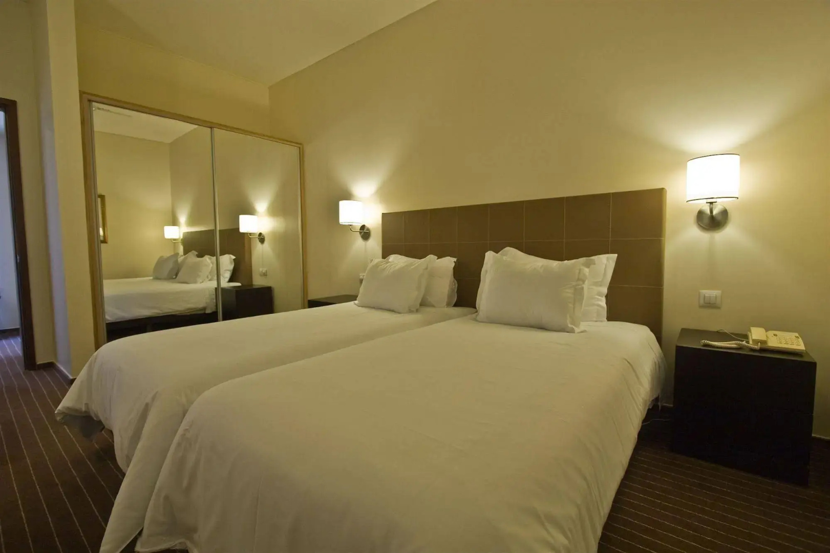 Photo - Hotel Girassol - Suite Hotel
