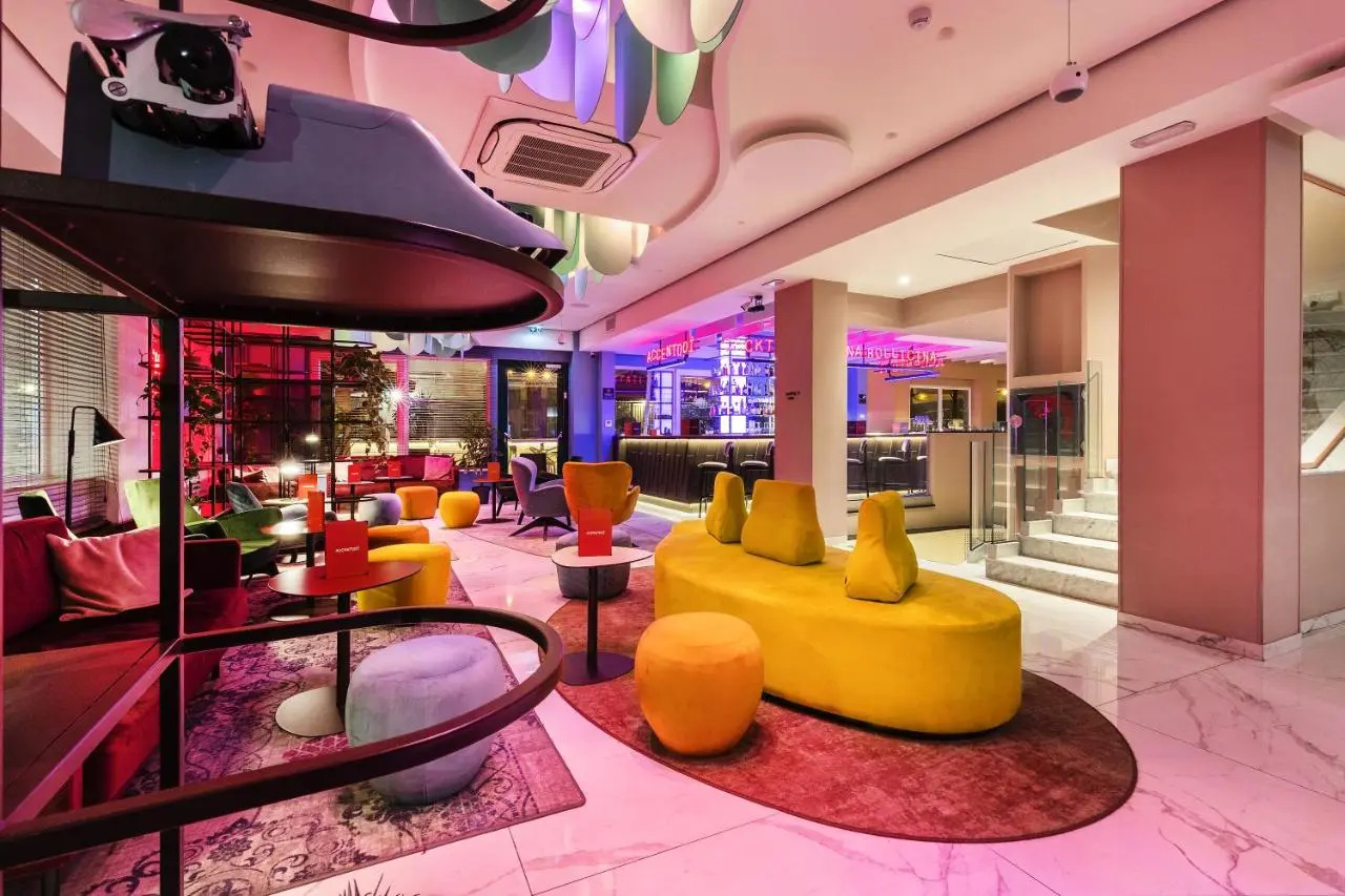 Photo - Adesso Hotel