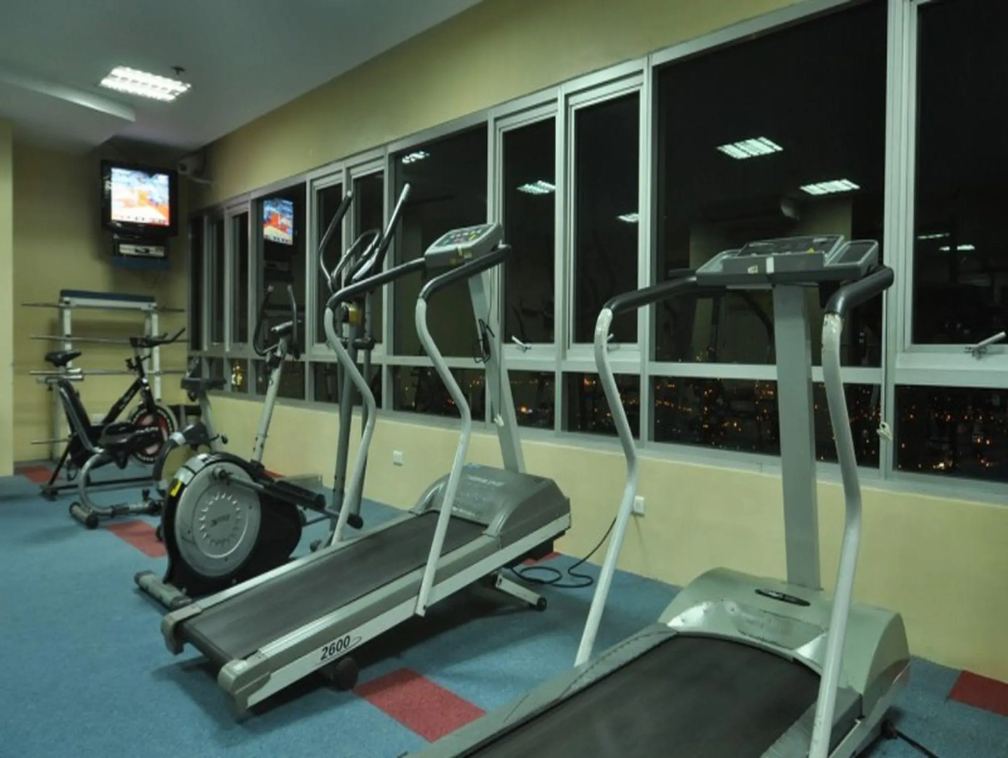 Foto - Greenhills Elan Hotel Modern - Newly Renovated