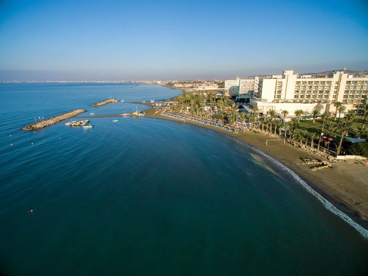 Foto - Golden Bay Beach Hotel